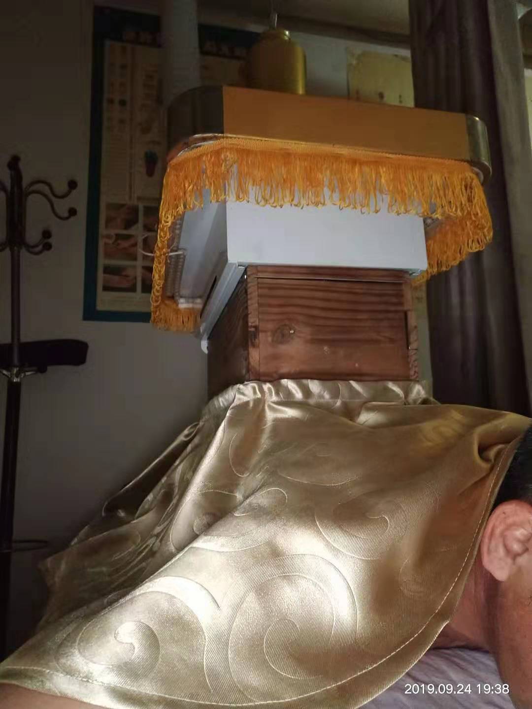 浙江艾灸會(huì)所(華仔)艾灸排煙系統(tǒng)與自動(dòng)懸灸安裝完工